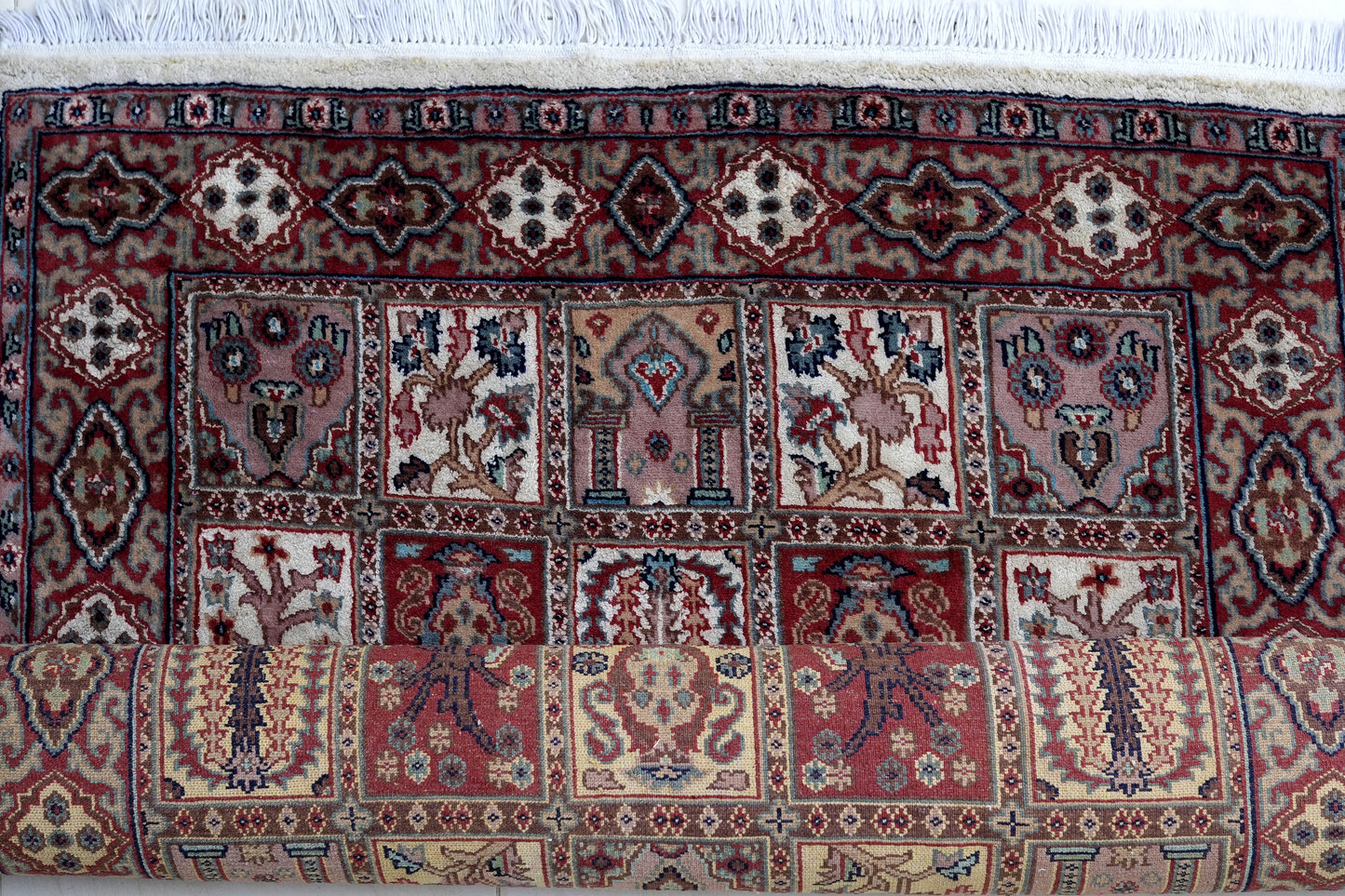 Bakhtiari Silken Rug