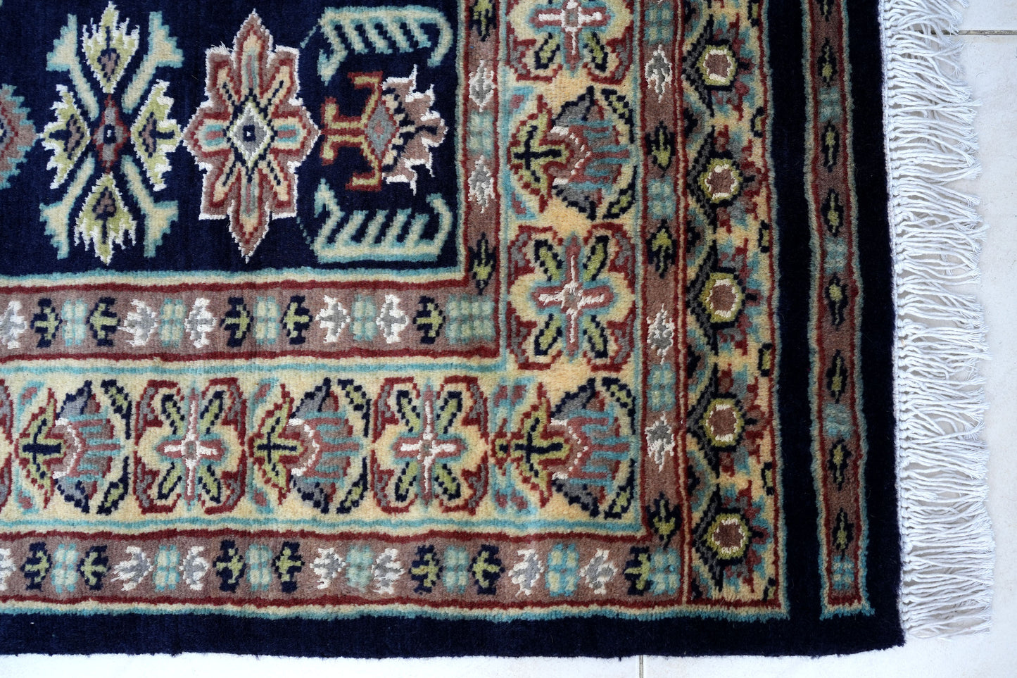 Naqsha Persian Woolen Rug