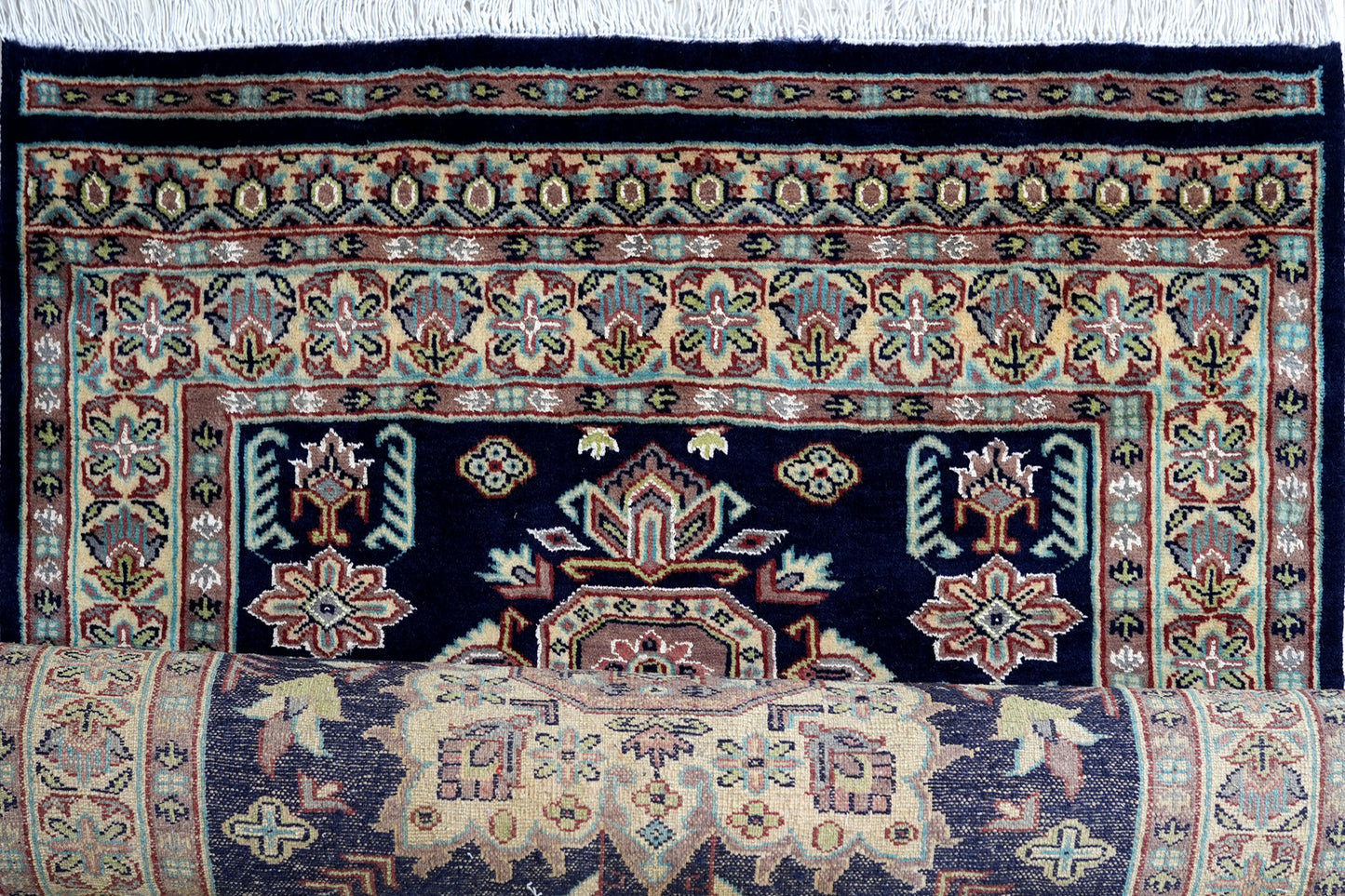 Naqsha Persian Woolen Rug