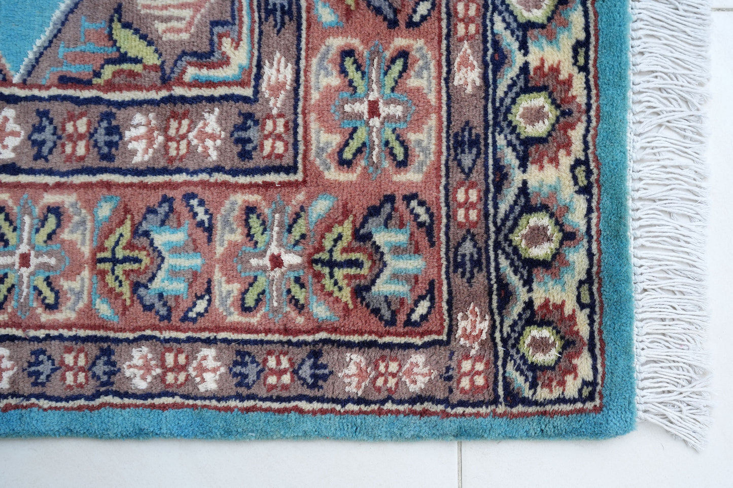 Naqsha Persian Woolen Rug