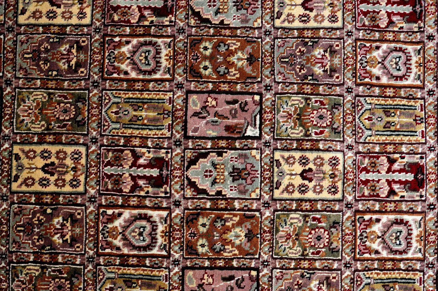 Bakhtiari Silken Rug